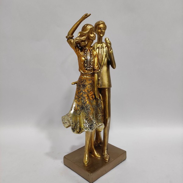 elegant-golden-couples-showpiece7733-2